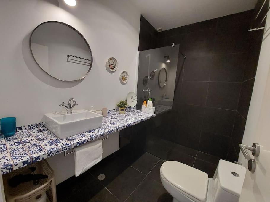 Apartment With Private Garden - Central Location Lisboa Ngoại thất bức ảnh