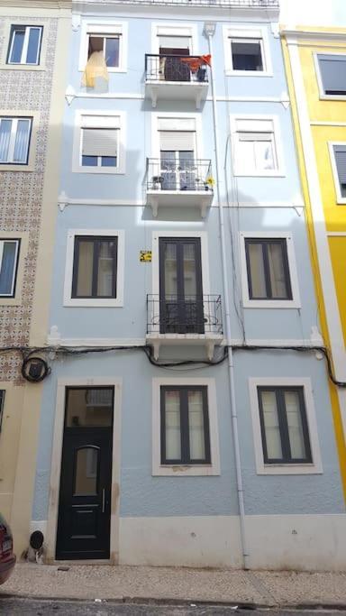 Apartment With Private Garden - Central Location Lisboa Ngoại thất bức ảnh